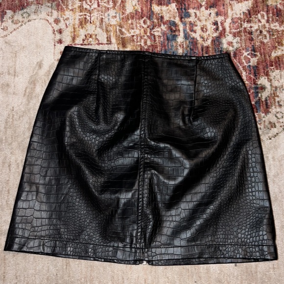 NWT Fashion Nova Croc In The Night Mini Skirt - Black Size - Picture 6 of 7
